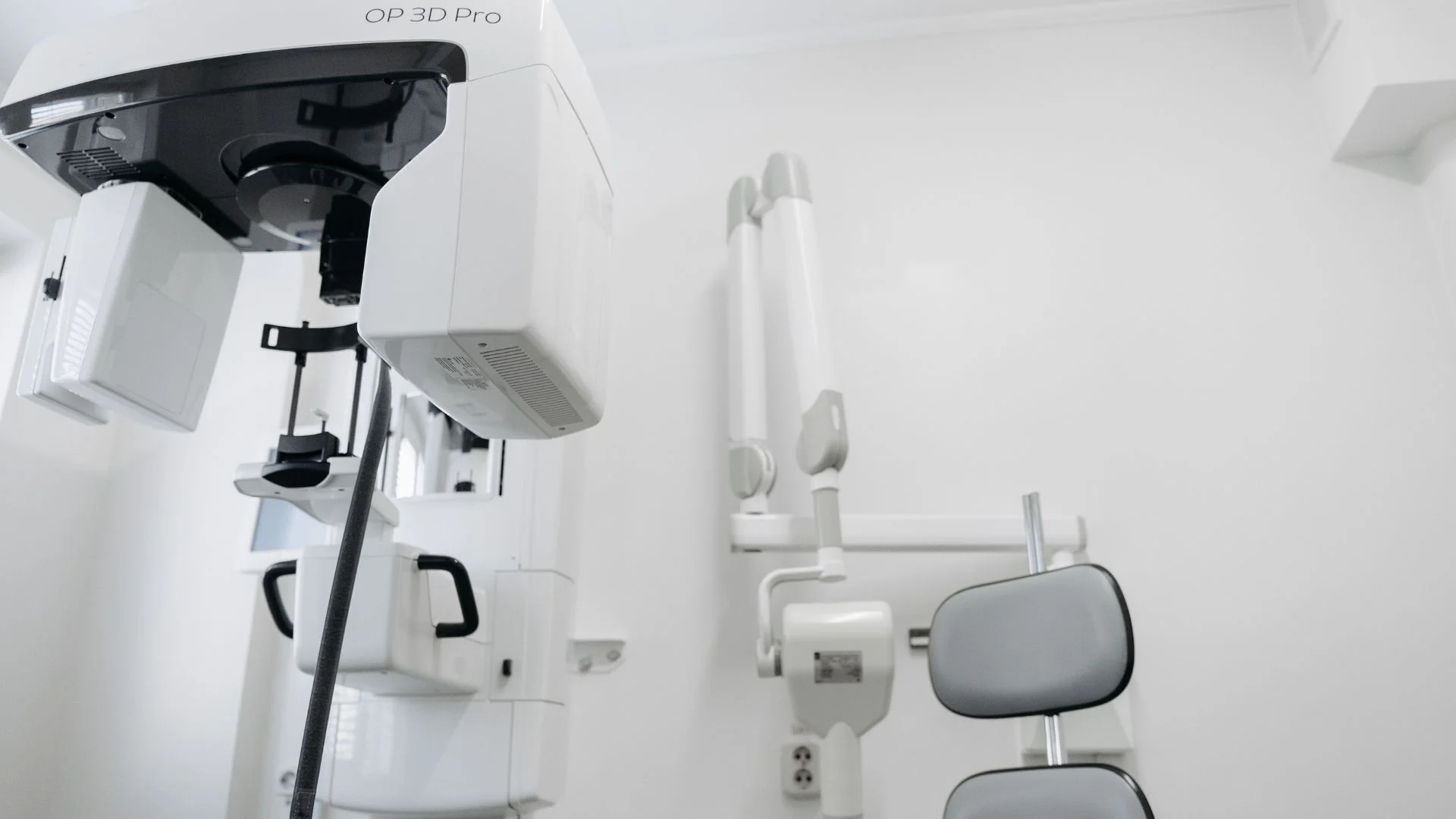 Equipo de radiografía dental utilizado para diagnóstico en odontología